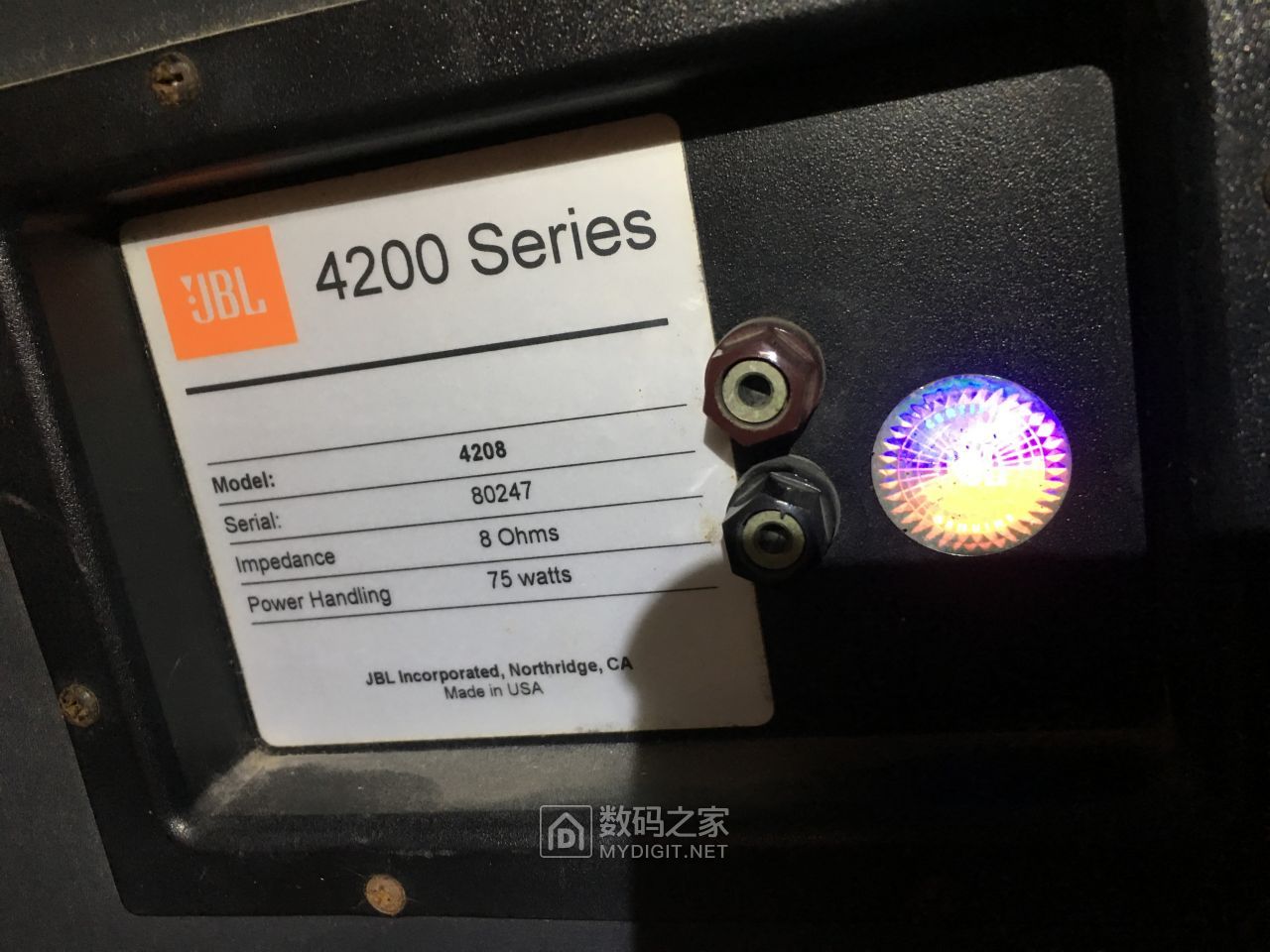 拆自己家的jbl4208音箱不知道真假哪位知道分辨的请来看看