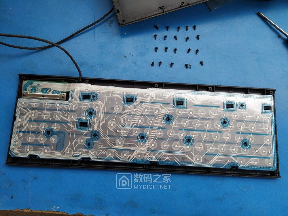 kr85双飞燕键盘不好用了洗洗更健康