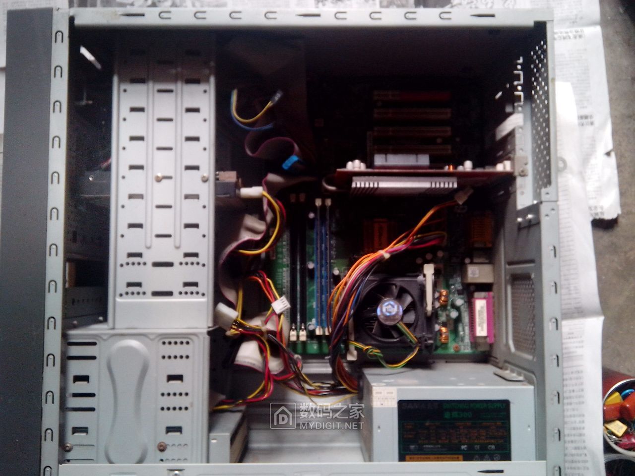 拆一个捡到的破电脑主机 - 拆机乐园 数码之家