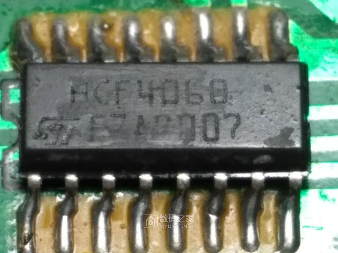 投币器芯片HCF4060.jpg