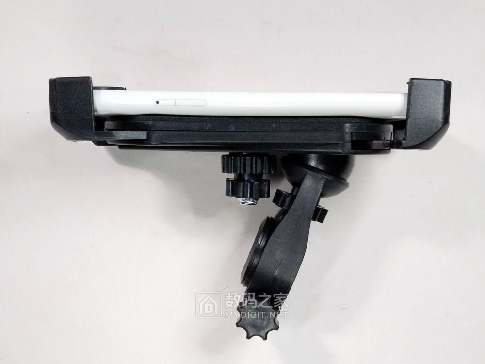 P90220-201141.jpg