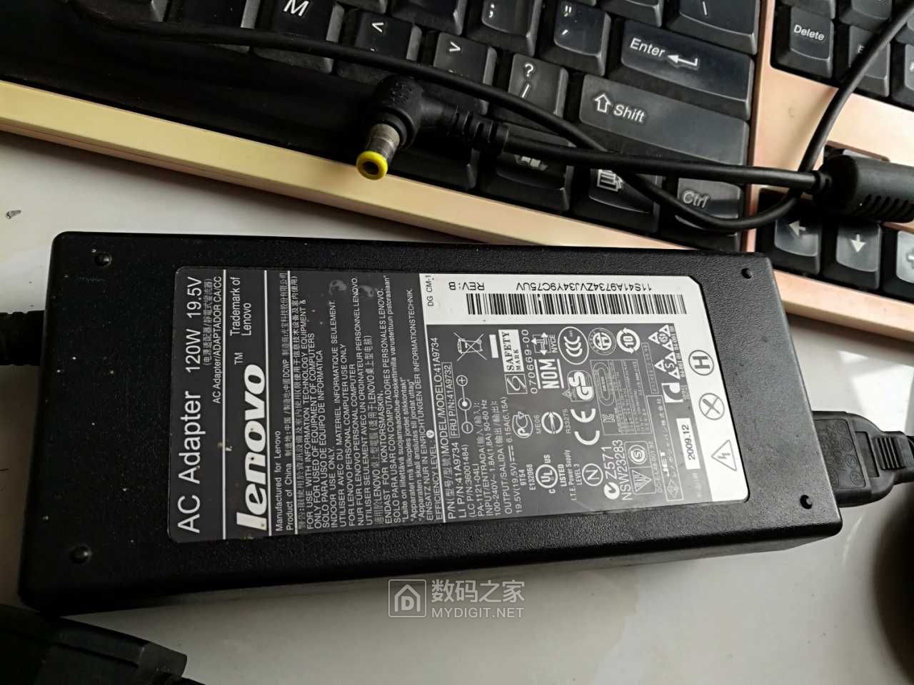 开拆老联想一体机3000c305通电指示灯亮不开机