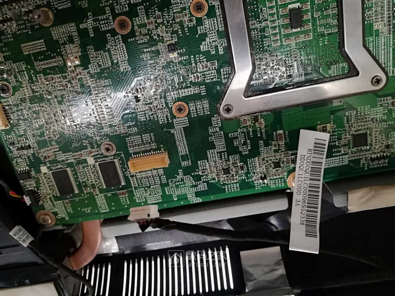 开拆老联想一体机3000c305通电指示灯亮不开机