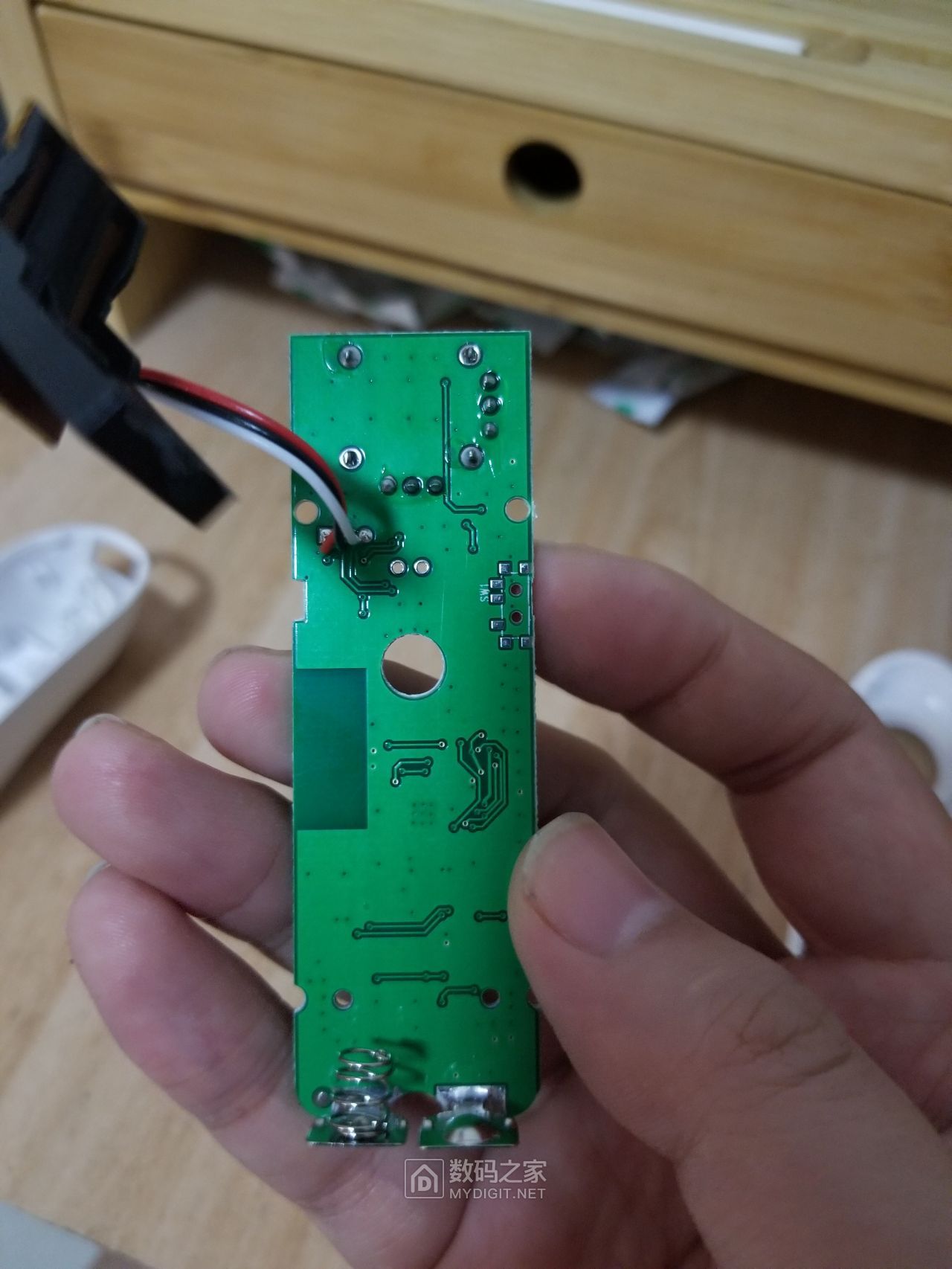 拆个买vr赠送的蓝牙遥控器