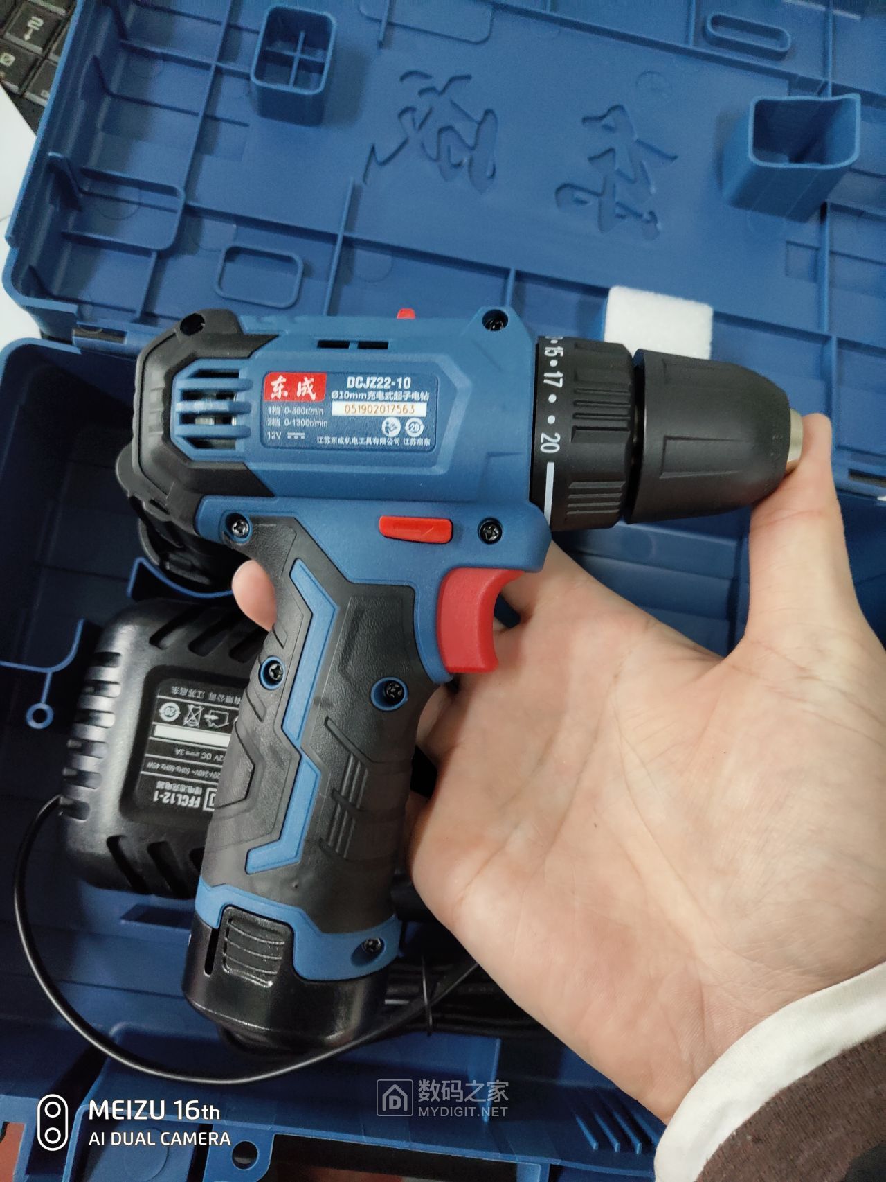 入手新款东城12v里电钻看着还可以