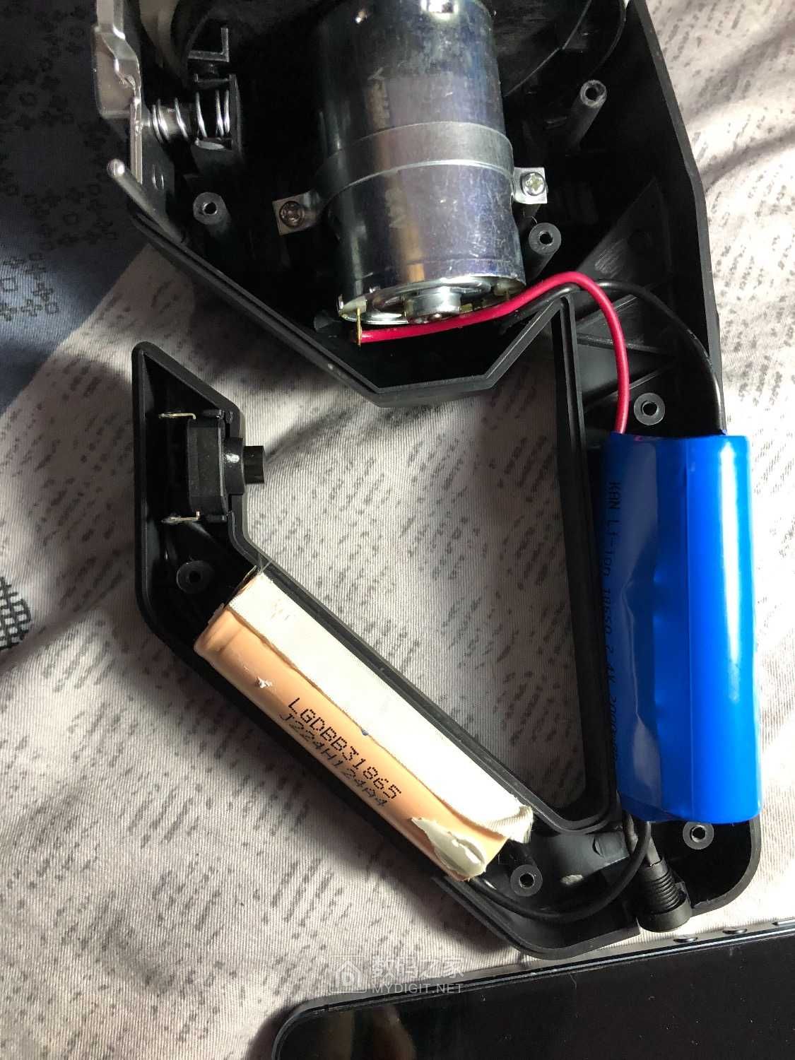 拆一个无线车载吸尘器