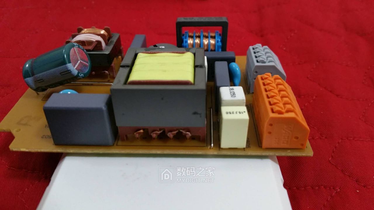 微信图片_20190327213643.jpg