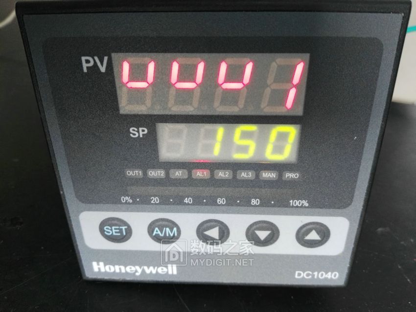 更新完毕50图拆解维修一块大面板霍尼韦尔温控仪表dc1040