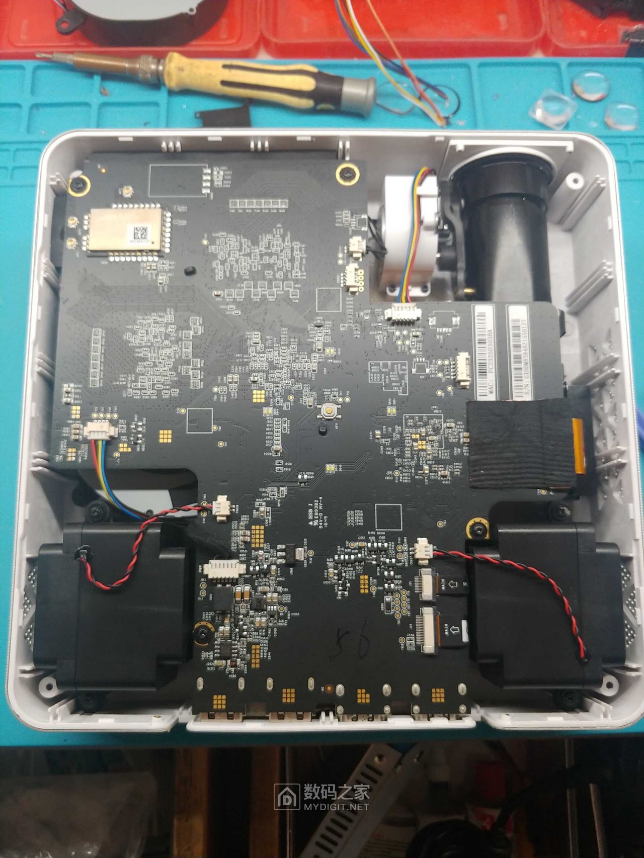 联想t1小新投影仪拆解