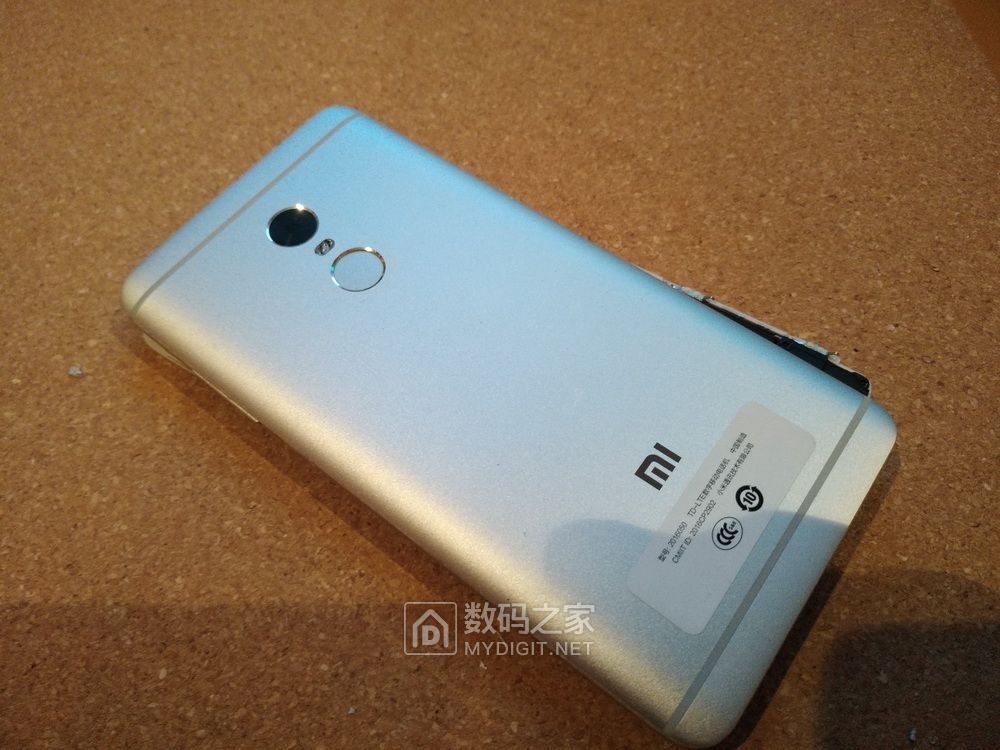 P90406-182607_调整大小.jpg