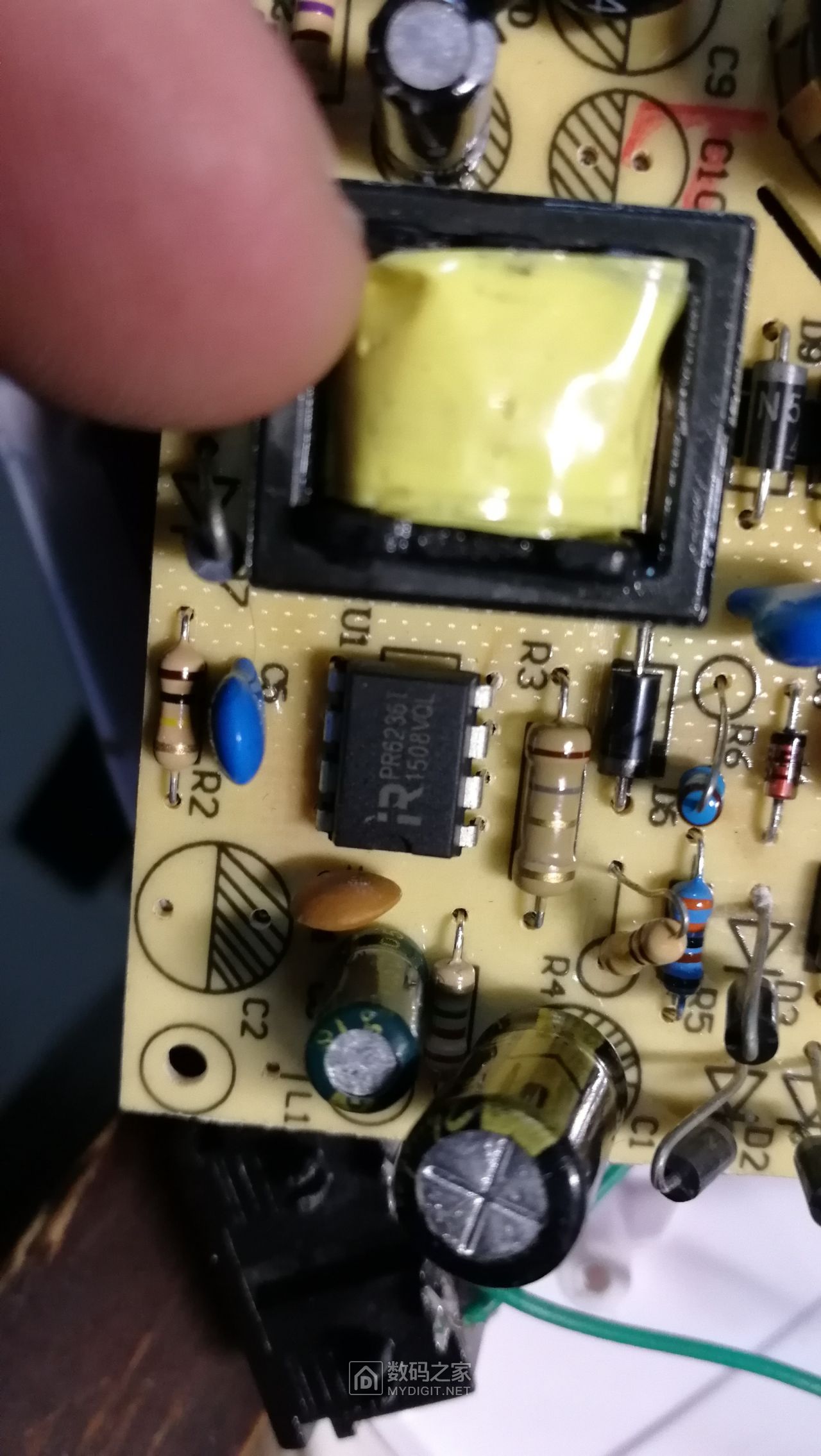 再来一个康铭6693台灯拆解维修和改造