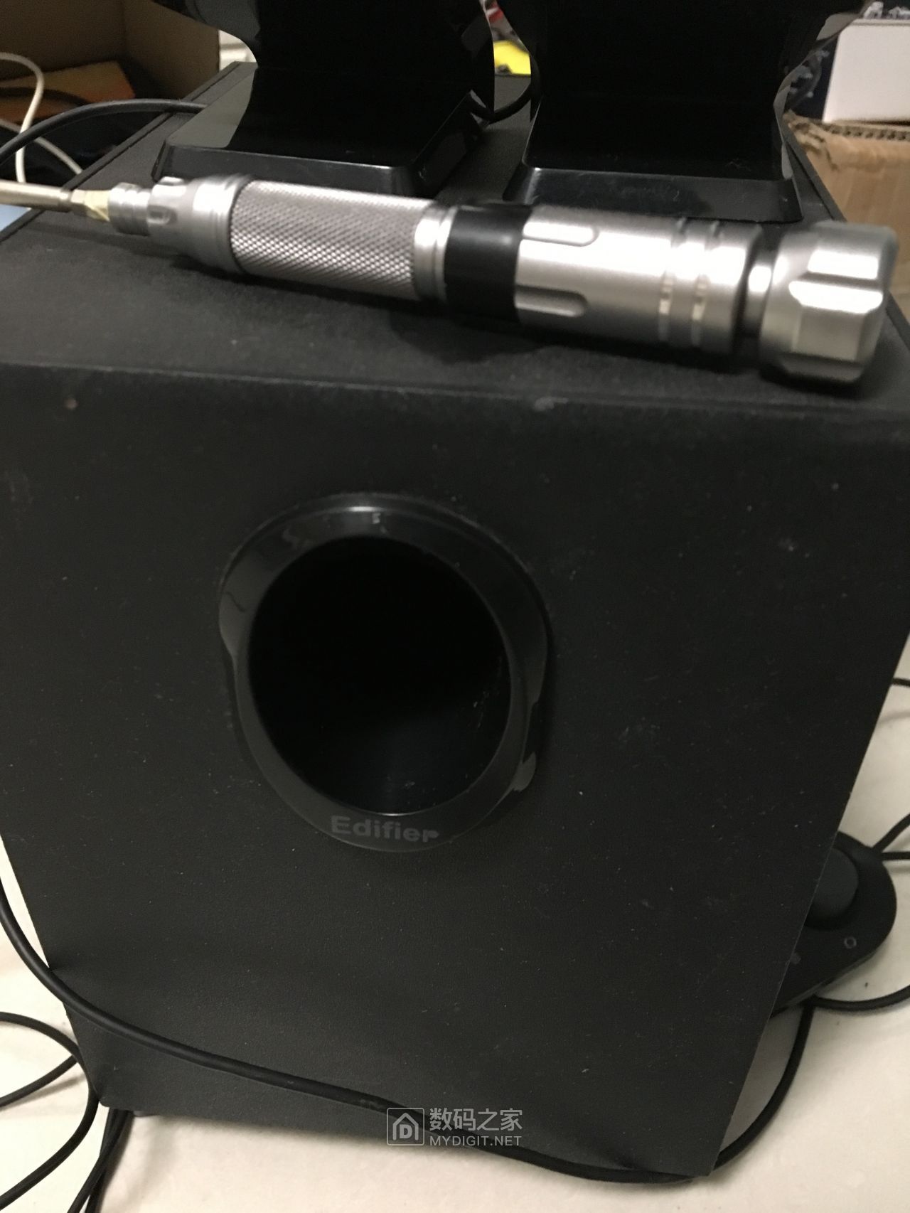 漫步者r101t06音箱拆解 - 拆机乐园 数码之家