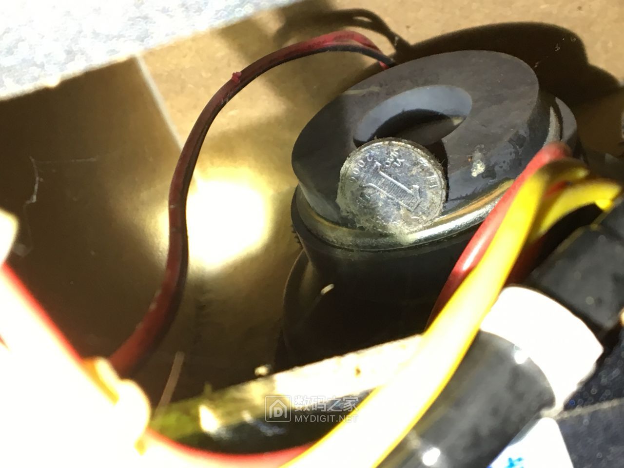 漫步者r101t06音箱拆解