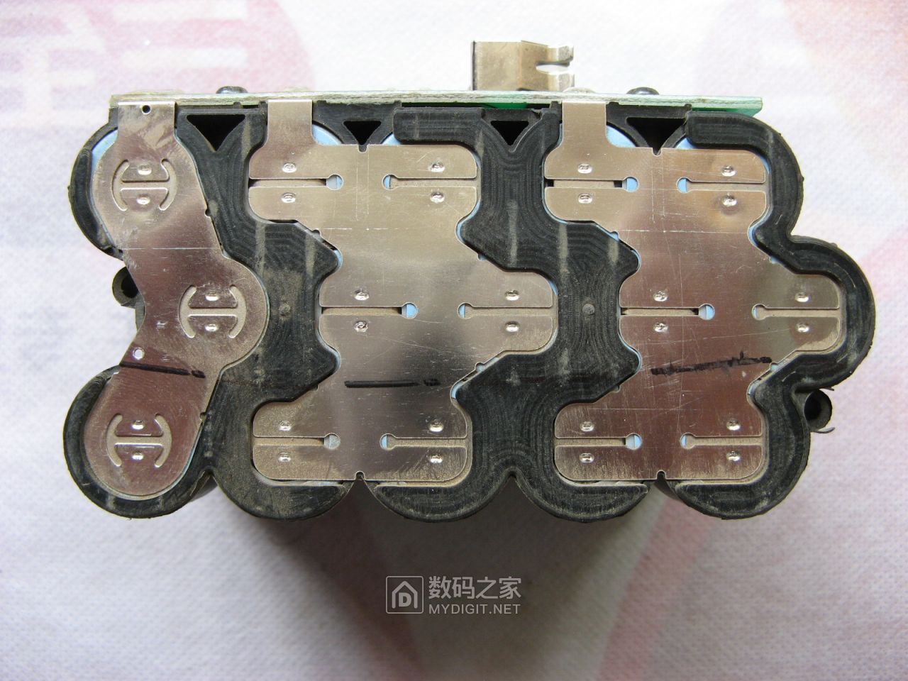 拆大艺15节88v锂电池包