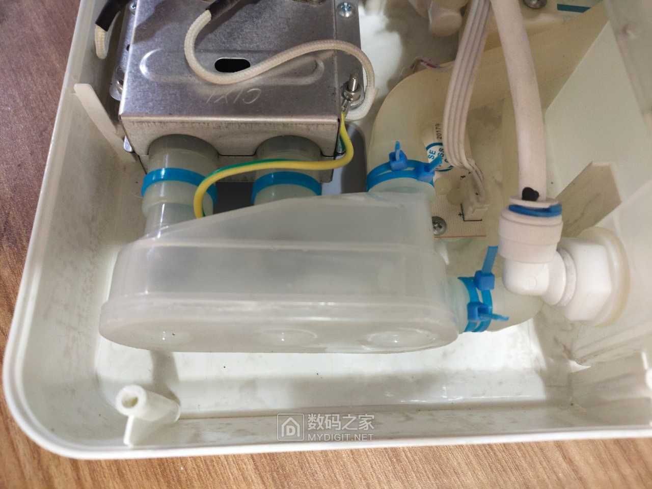 近几年流行的好太太速热管线机