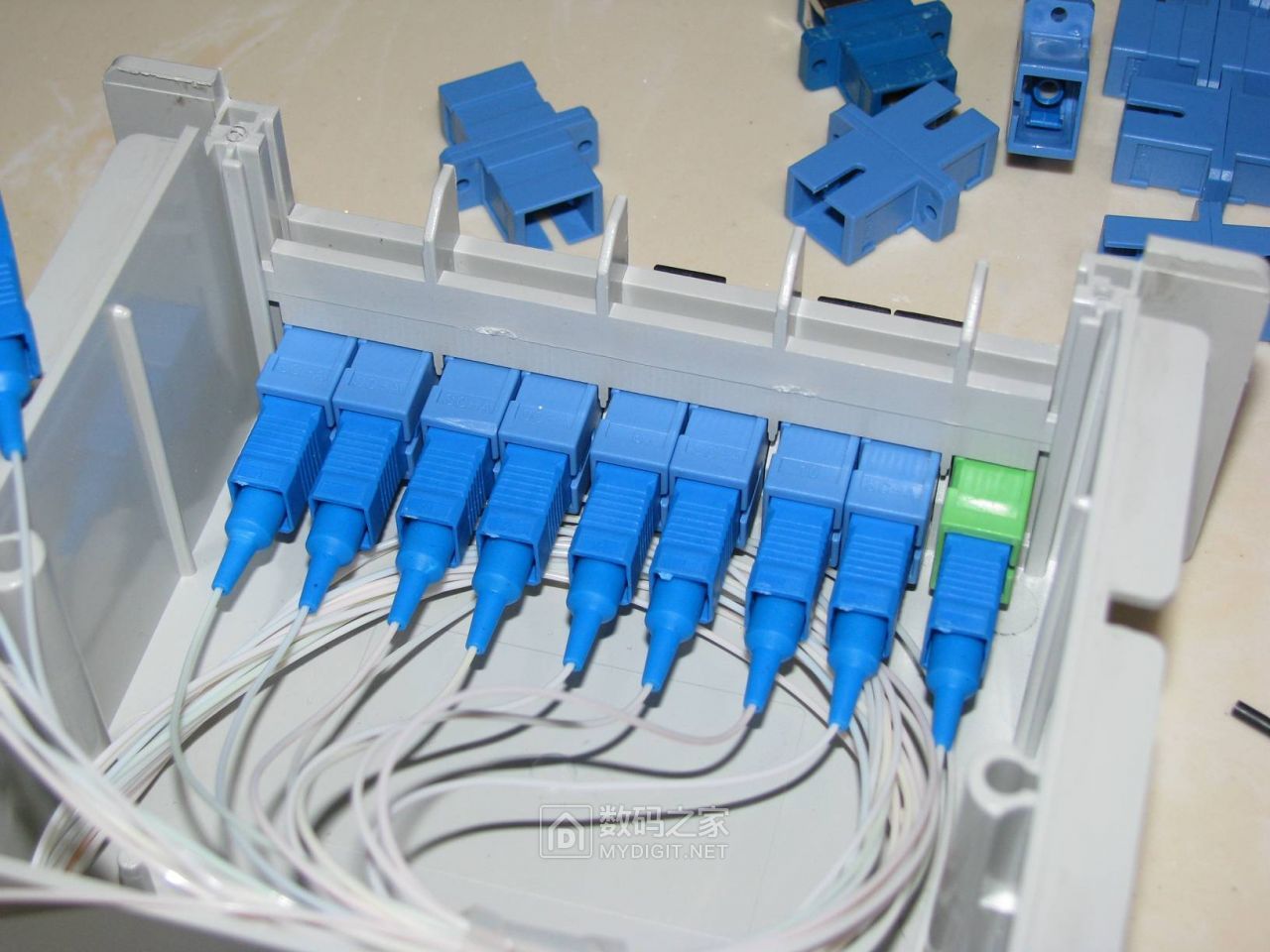 拆解华为1分16分光器