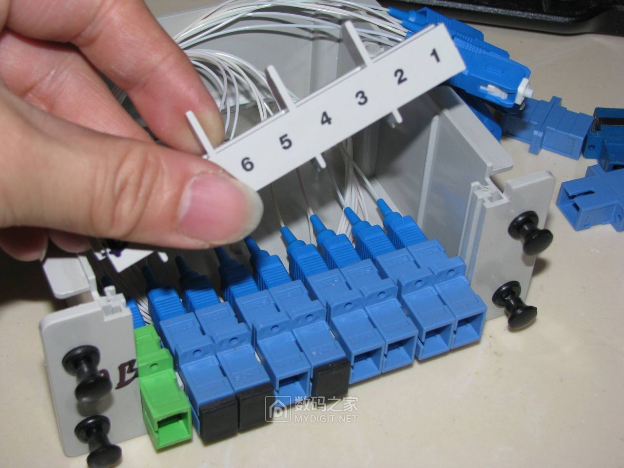 拆解华为1分16分光器