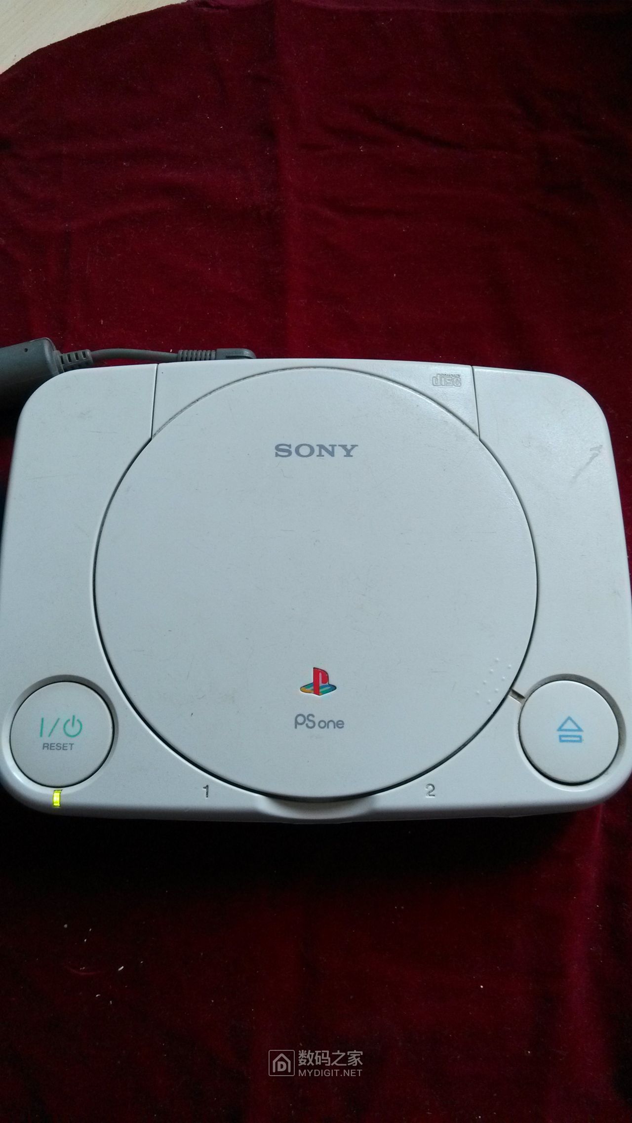 索尼psone的拆卸