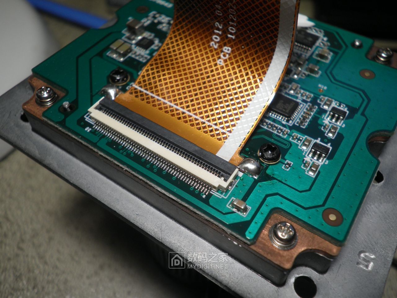 拆个海康威视带抓拍的摄像头