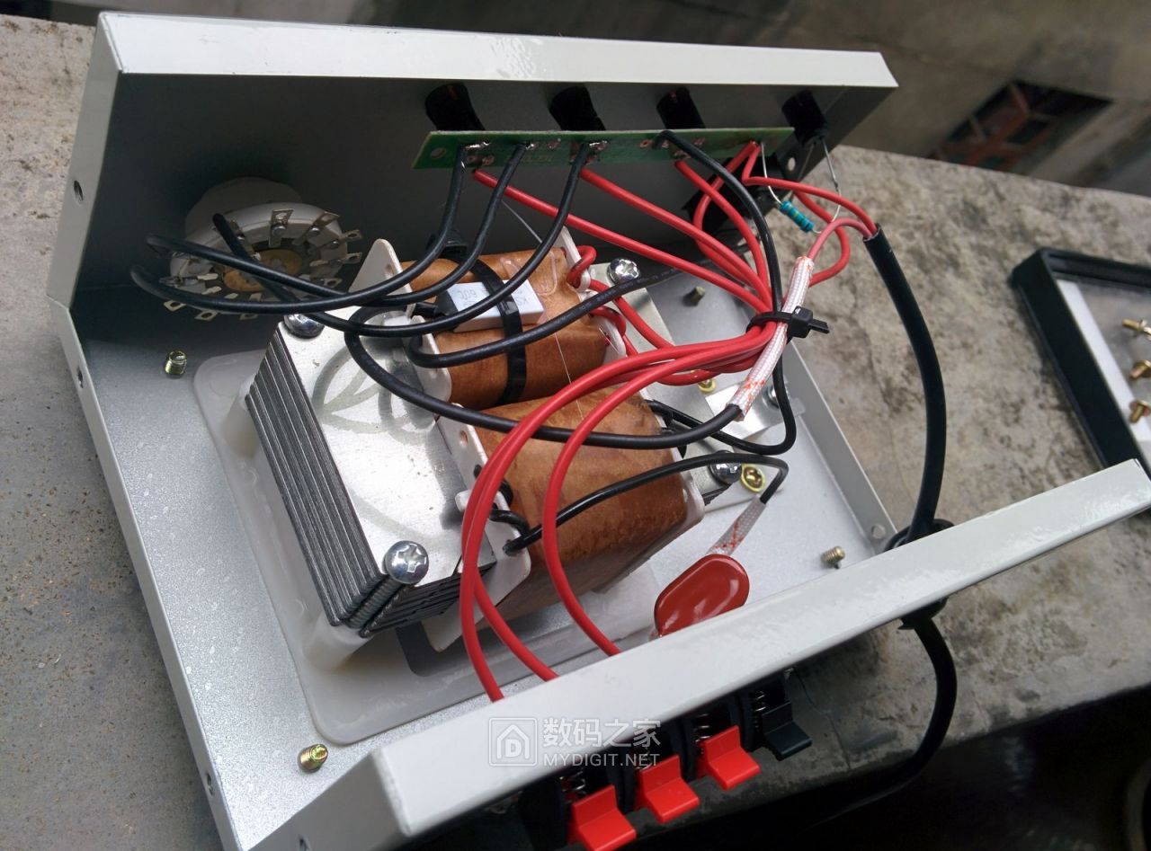 拆个昌盛牌智能电子捕鼠器电猫