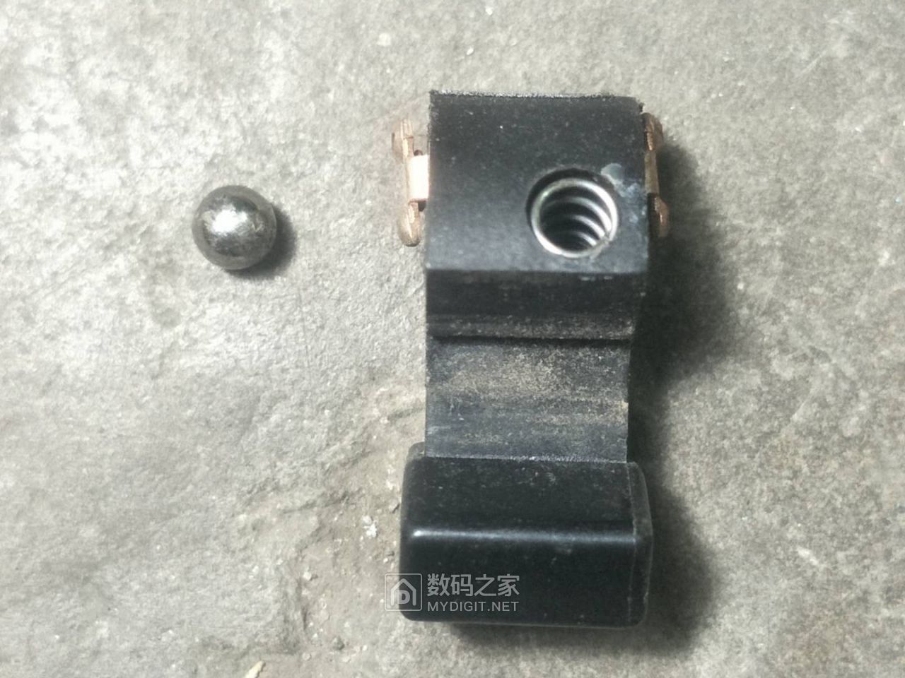 064600f87sywe61dicape8.jpg