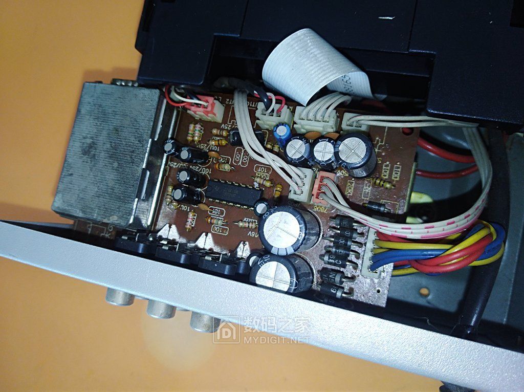 元作拆一枚超级vcd210b飞利浦机芯30