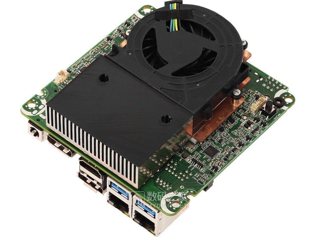NUC-8365U_1024x768b-1024x768.jpg