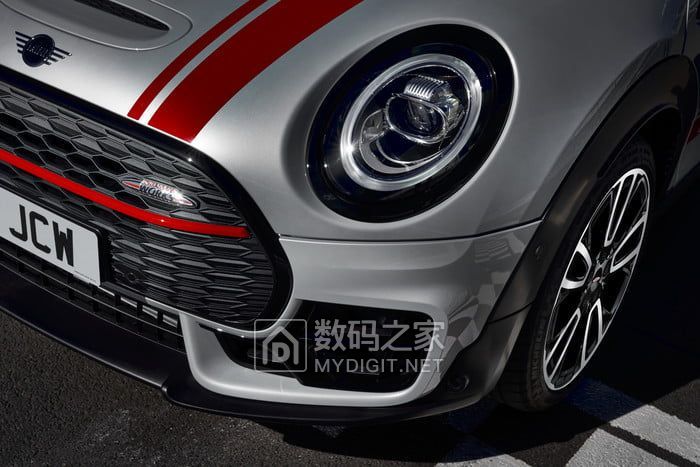 mini-jcw-515-6-700x467-c.jpg