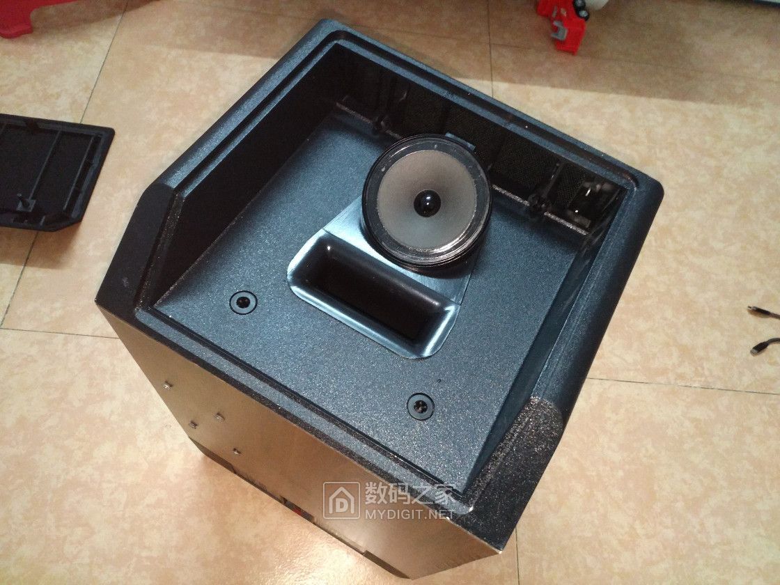 喇叭更换纸盘维修过程博士bose301Ⅳ音箱