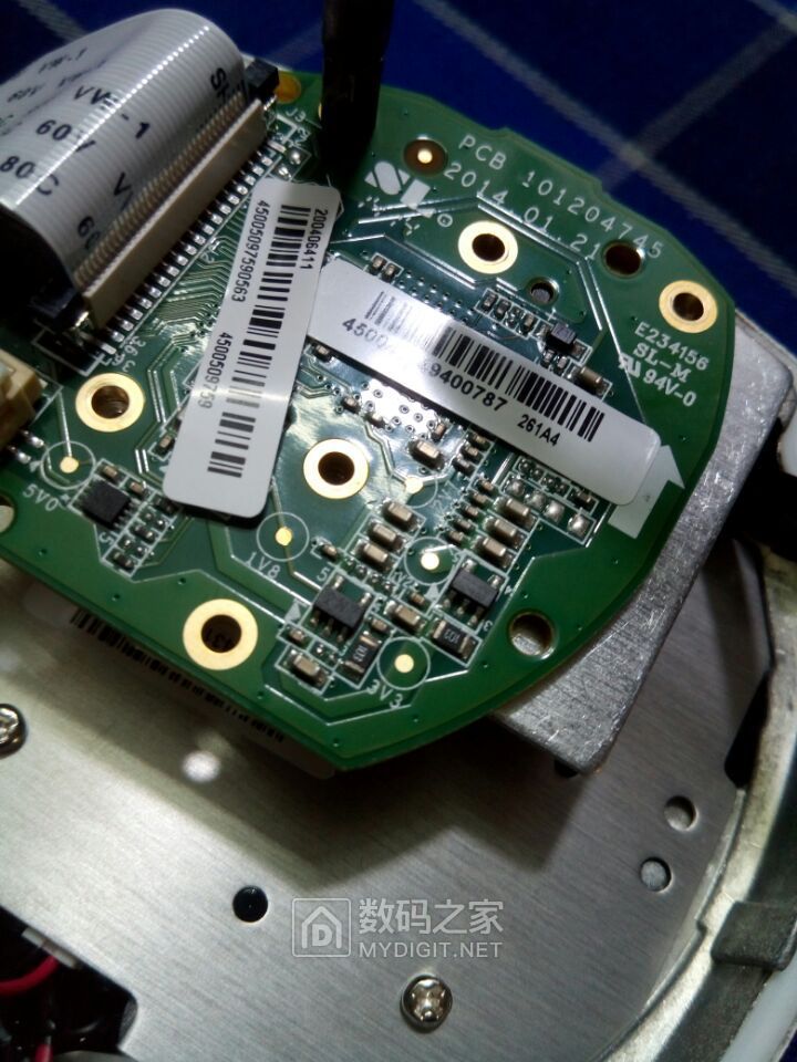 拆解海康威视摄像头smart265