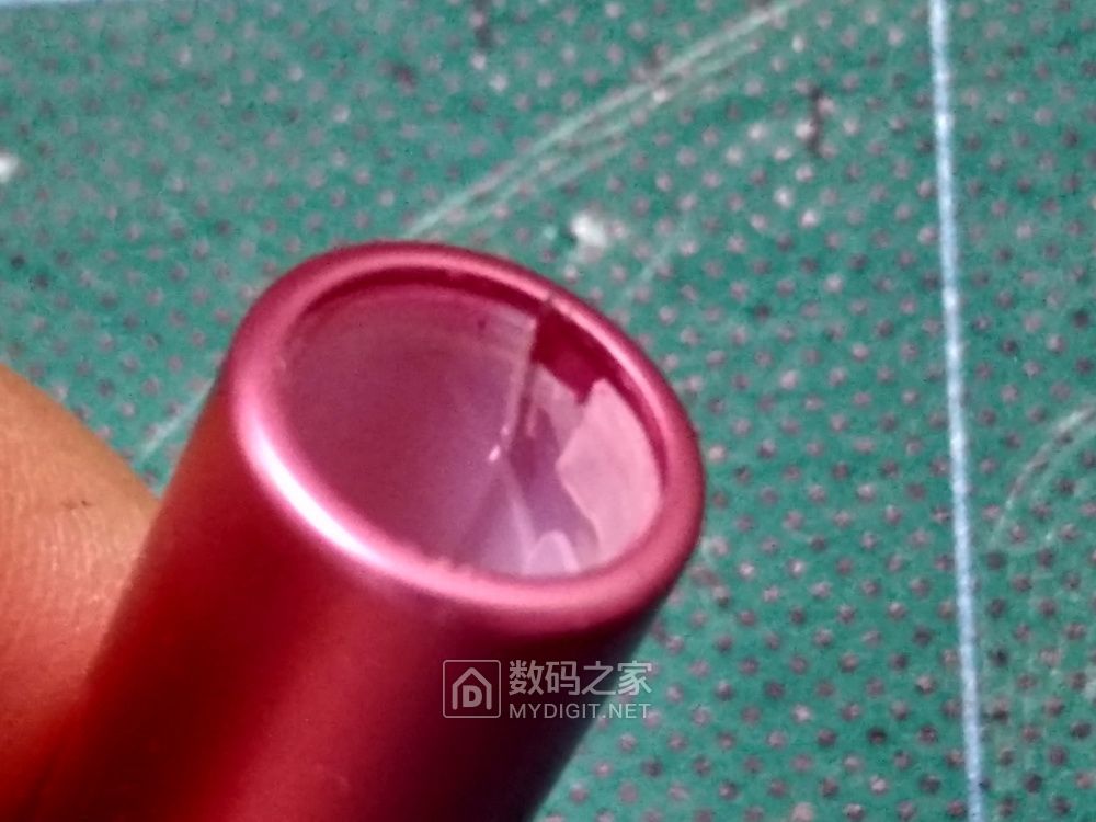 P90520-210038_调整大小.jpg