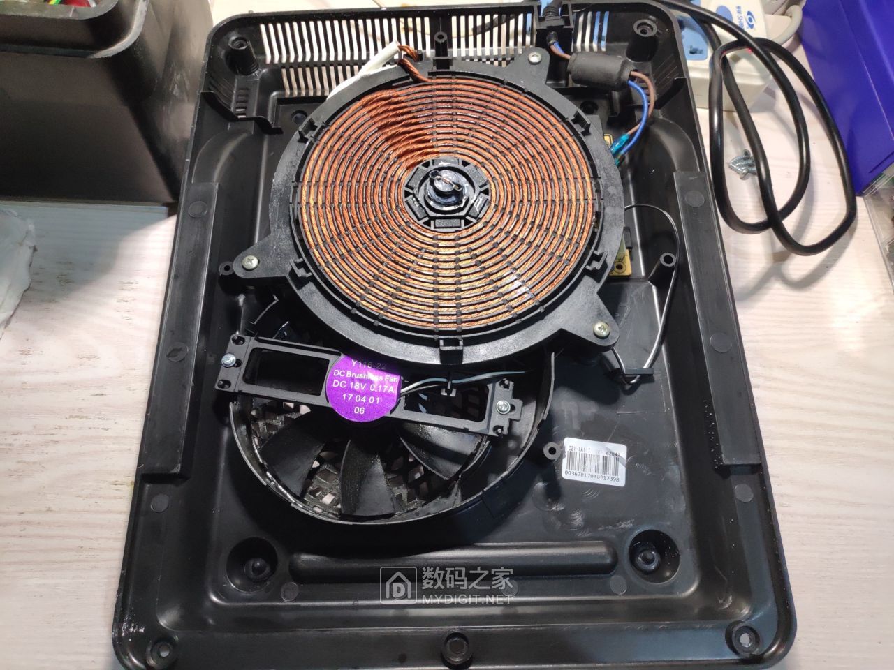 x拆解苏泊尔电磁炉c21ia11t拆开清理