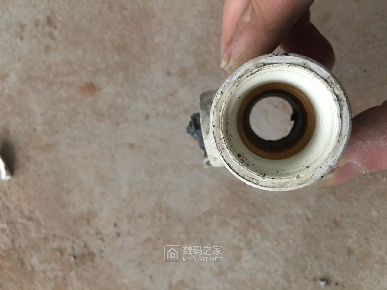 爆力拆塑料水龙头阀门