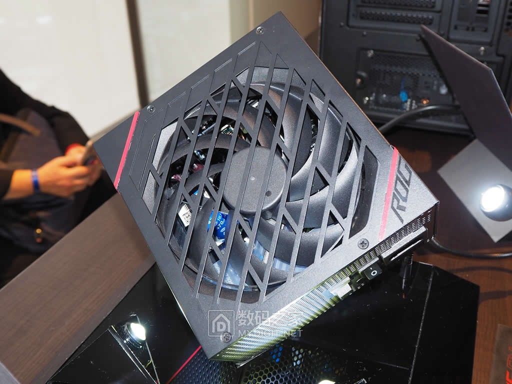 tufstrixpsu_1024x768e-1024x768.jpg