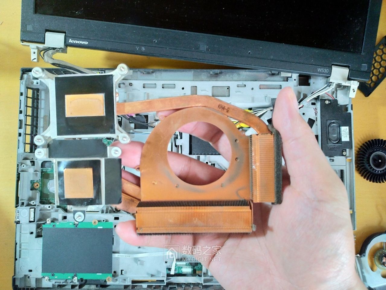 thinkpadw530拆机维修风扇