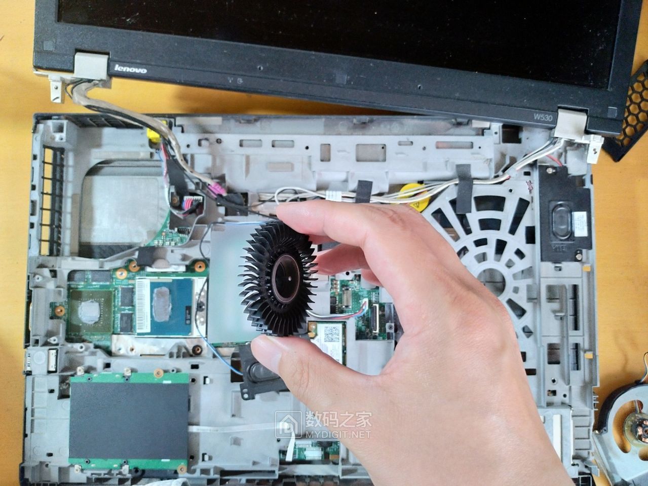 thinkpadw530拆机维修风扇