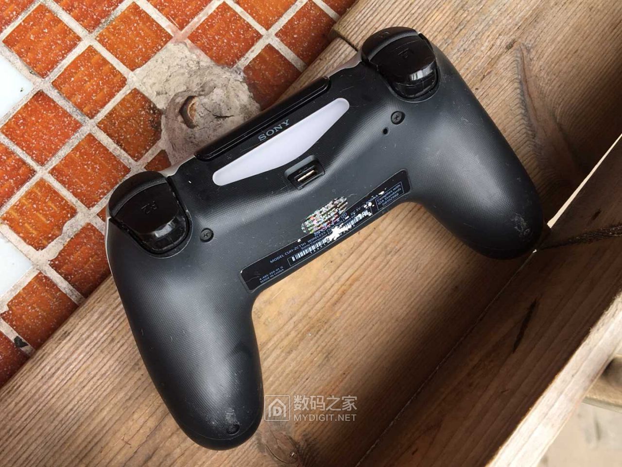 海康摄像头索尼ps4手柄雅马哈调音台闪迪240g固态内存处理器