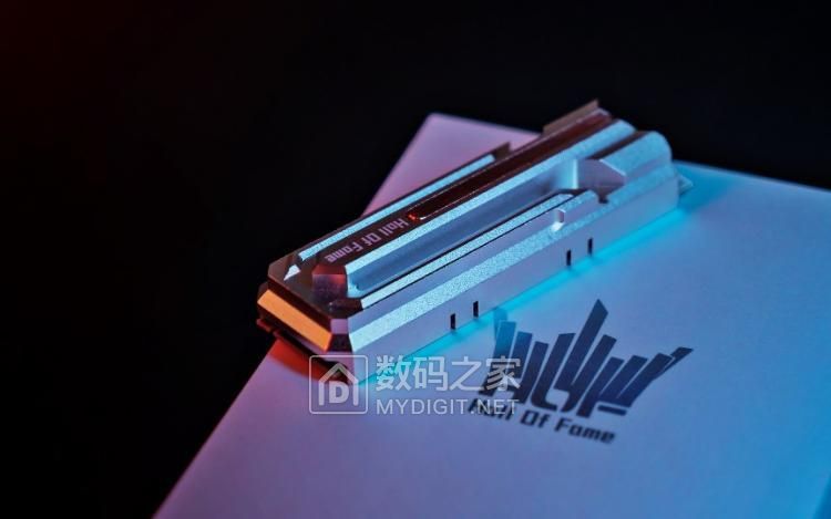 thumbnail_galax_hof_pro_pcie4_m2_ssd.jpg