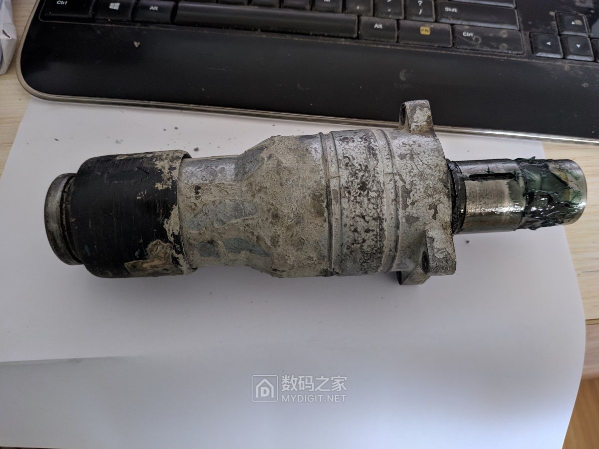 电锤前头怎么拆?