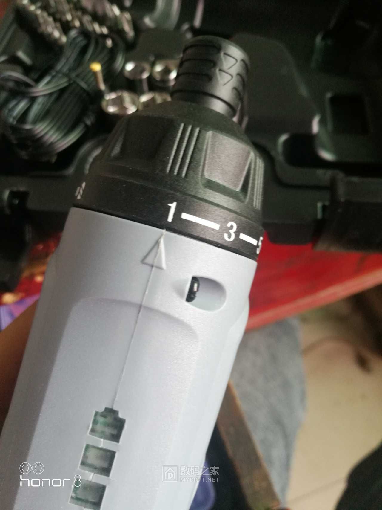 拆解万克宝电动螺丝刀workprow004537n