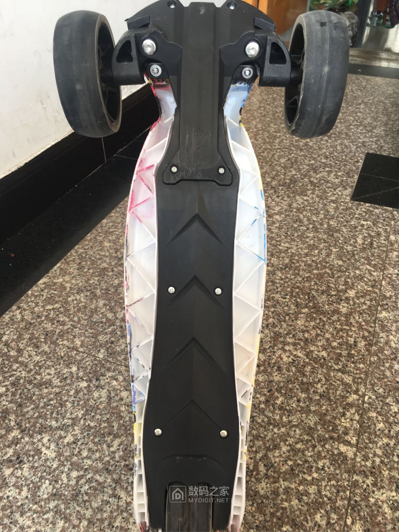 滑板车哪个牌子好小霸龙滑板车单脚宝宝溜溜车怎么样滑板车价格