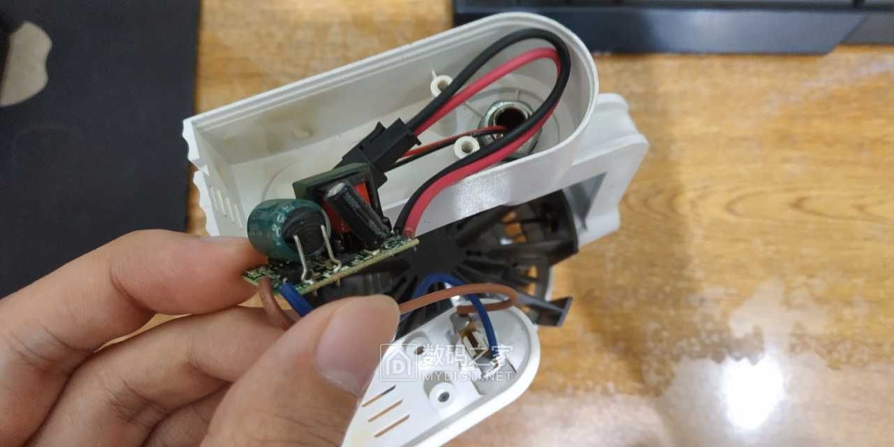 拆修射灯加拆电容