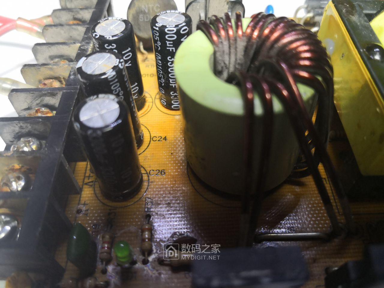 再修一个软故障的5v40a开关电源