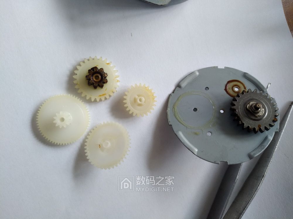 P90617-082204_调整大小.jpg
