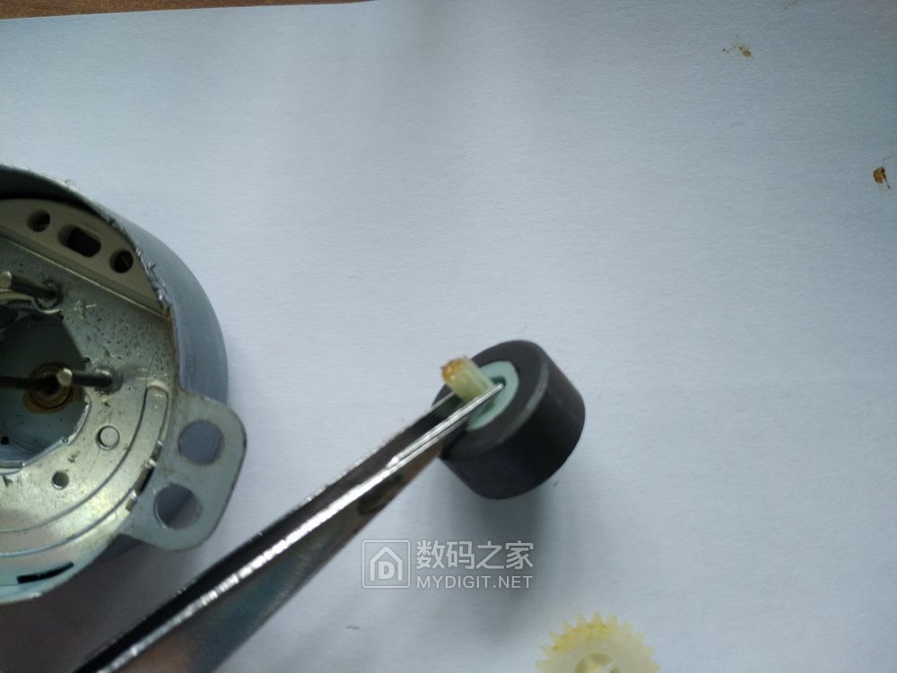 P90617-082312_调整大小.jpg