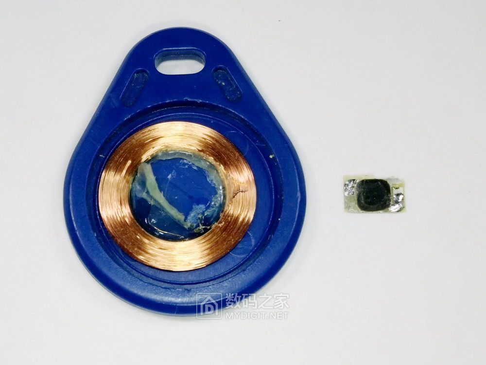 a计划拆门禁卡换公交卡芯片结果失败了