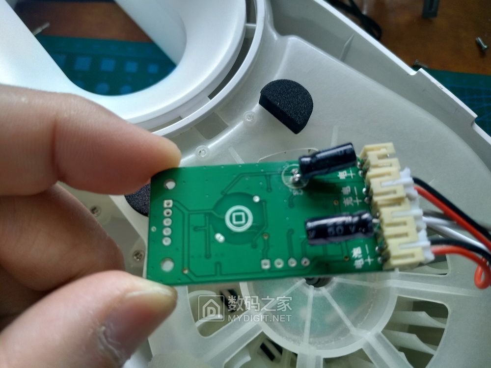 P90620-071937_调整大小.jpg