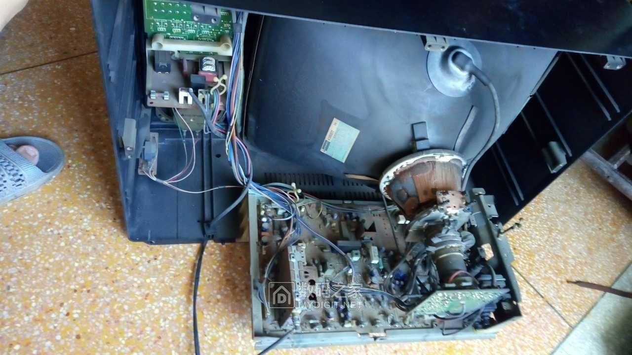 拆个老货电视可惜故障机