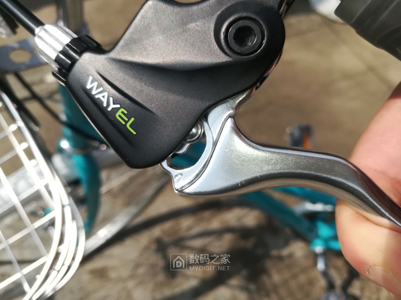 新装罗拉刹刹把握力要求太高了