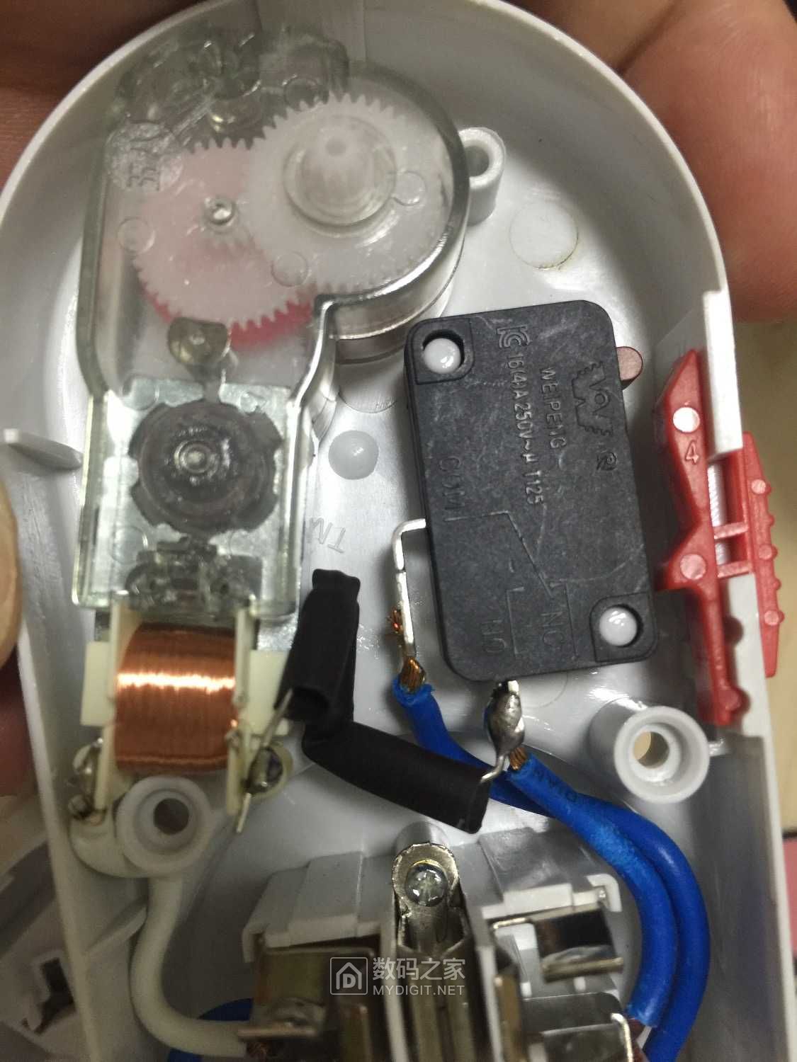 拆一个刚收到的定时插座,分享工作原理!